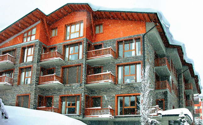 Apartment Barcelona Offers Unique Ski Holiday Packages for Visitors to Barcelona and the Pyrenees from 36 Euro